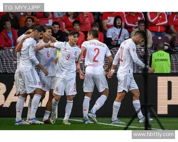 科林蒂安与帕拉尼恩斯激战正酣谁能在这场较量中笑到最后